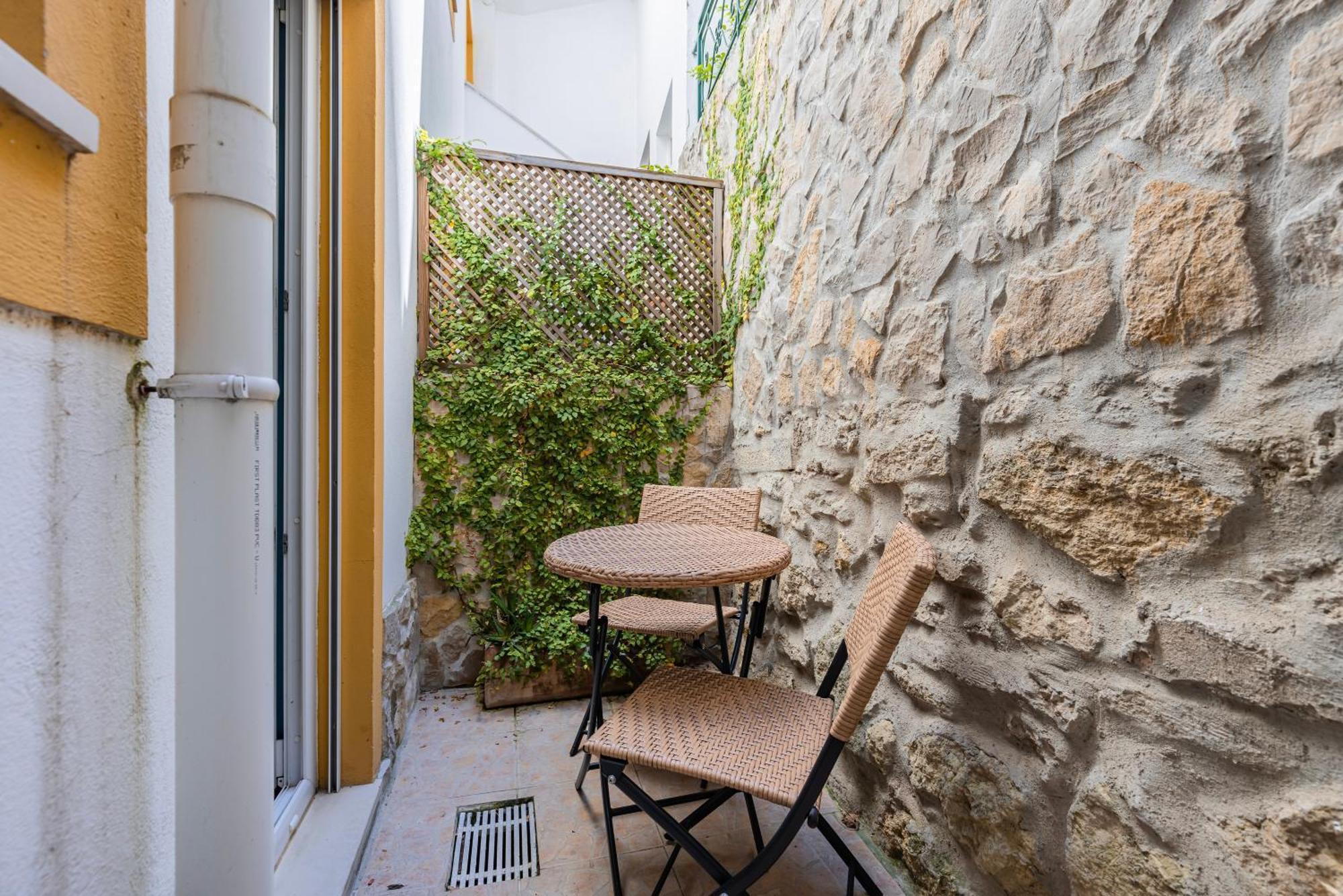 Cute Apartments In City Center By Lovelystay Lissabon Exterior foto
